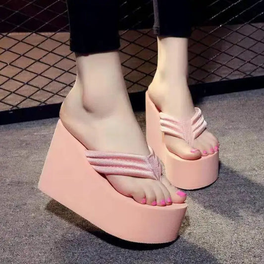 2021 New Summer Sandals Women T-strap Flip Flops Thong Beach Slippers Designer Elastic Wedge Heels Ladies Gladiator Sandal Shoes